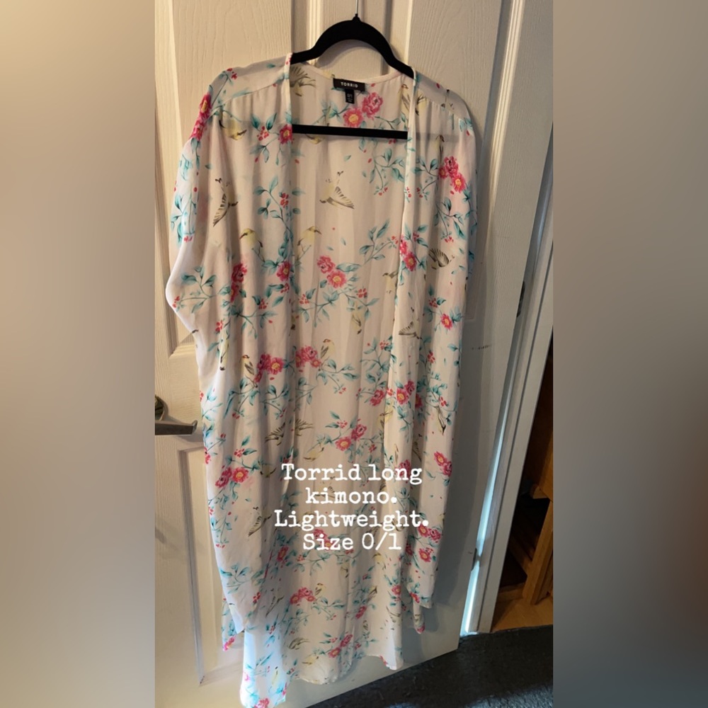 Torrid long kimono. Size 0/1